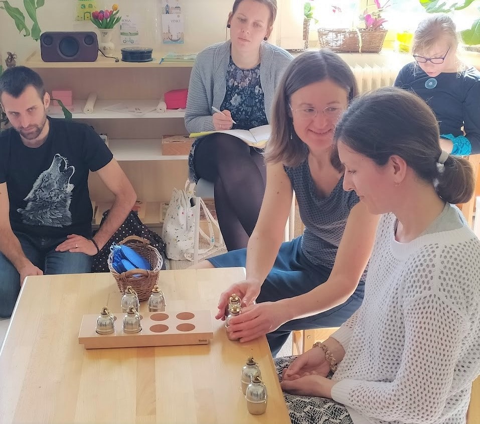 Montessori Pädagogik Kurz Erklärt bemontessori.cz | Montessori vzdělávací web